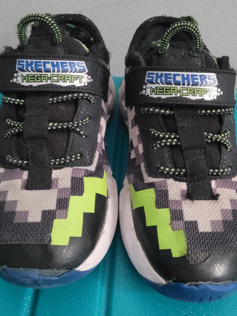 Skechers Kids Black & Lime Pixel-Accent Sneakers-Minecraft